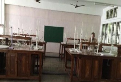 CHEMISTRY LAB